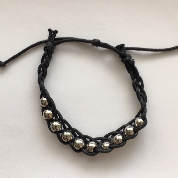 Various beaded bracelet bundle - Picture 2 of 4